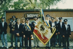 KK-vor-Vereinsheim-1989